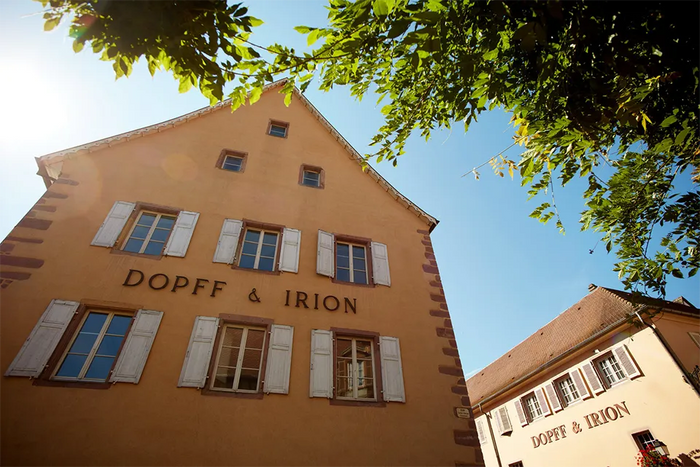 Dopff & Irion CremantAlsace Prestige Elegance Brut | XtraWine Dopff & Irion CremantAlsace Prestige Elegance Brut | XtraWine